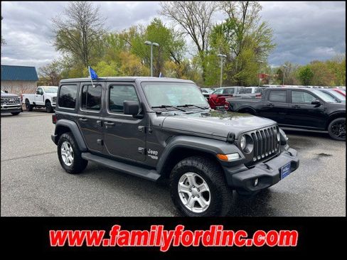 Used 2018 Jeep Wrangler Unlimited Sport S AWD/4WD image 1