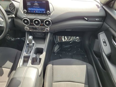 Used 2024 Nissan Sentra SV FWD image 18