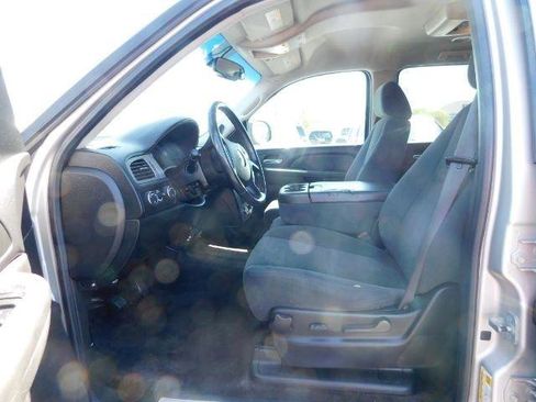 Used 2008 Chevrolet Tahoe LS image 9