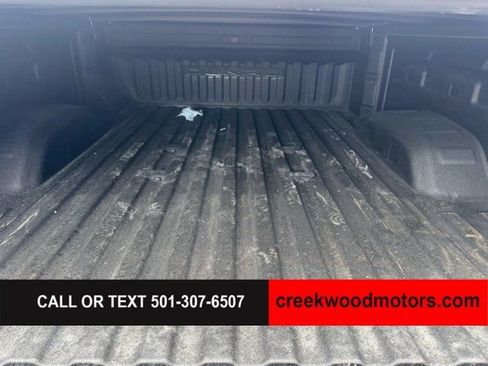 Used 2024 GMC Sierra 2500 Denali w/ Denali Reserve Package AWD/4WD image 17