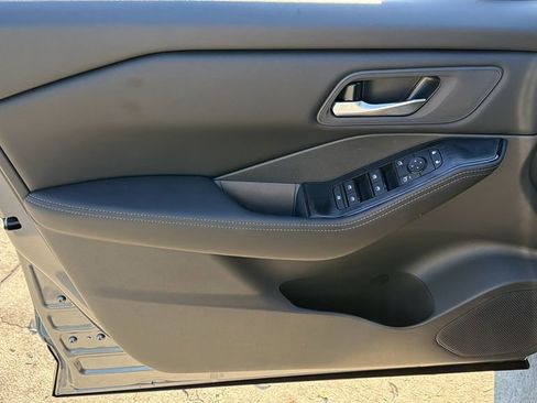 New 2026 Nissan Rogue SV FWD image 16