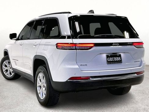 Used 2023 Jeep Grand Cherokee Limited image 15
