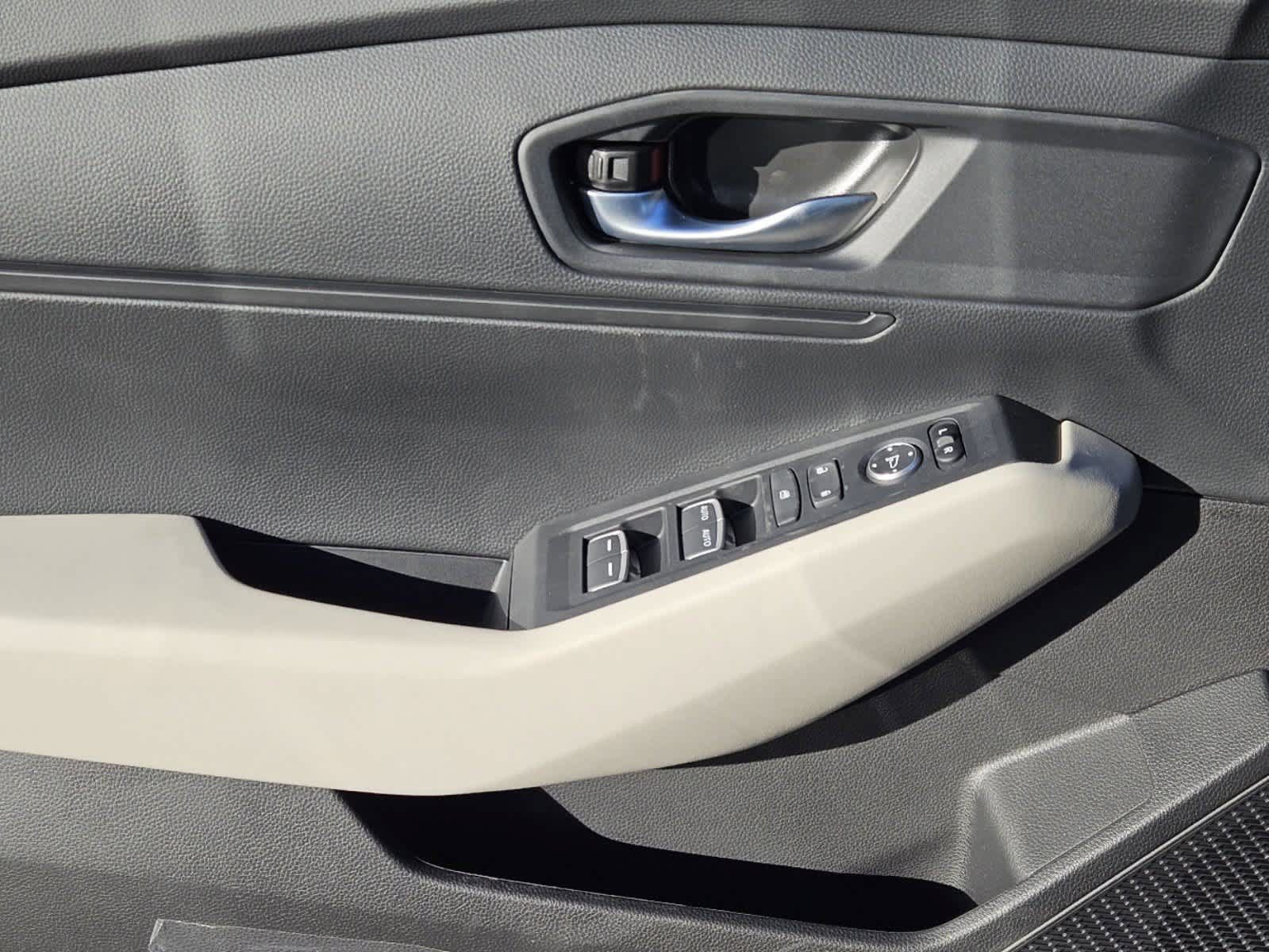 Certified 2025 Honda Accord LX image 17