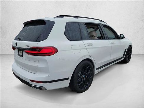 Used 2020 BMW X7 xDrive40i w/ Premium Package image 5