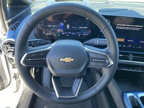 New 2026 Chevrolet Equinox EV LT w/ Convenience Package II image 30