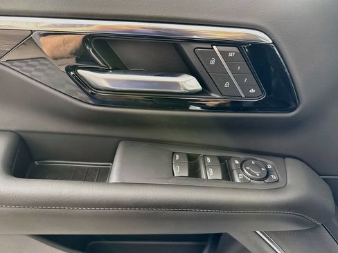 New 2026 Chevrolet Tahoe Z71 w/ Z71 Off-Road Package AWD/4WD image 18