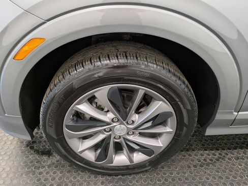 Used 2023 Buick Encore GX Select w/ Sport Touring Package AWD/4WD image 7