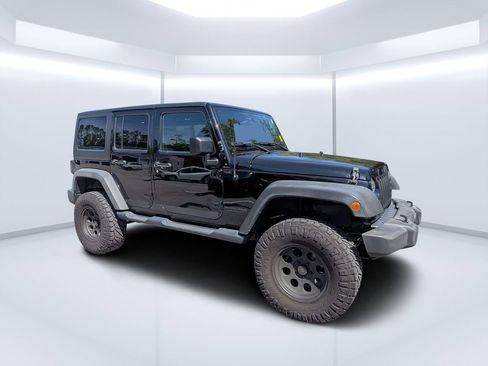 Used 2018 Jeep Wrangler Unlimited Sport AWD/4WD image 1