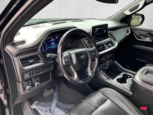 Used 2022 Chevrolet Suburban RST w/ Sport Performance Package AWD/4WD image 14