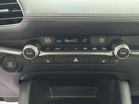 Used 2025 MAZDA MAZDA3 s image 28