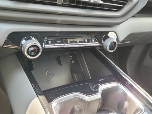 New 2026 Chevrolet Silverado EV LT AWD/4WD image 18