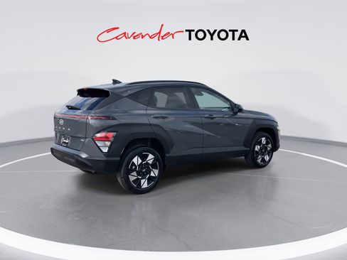 Used 2025 Hyundai Kona SEL image 8
