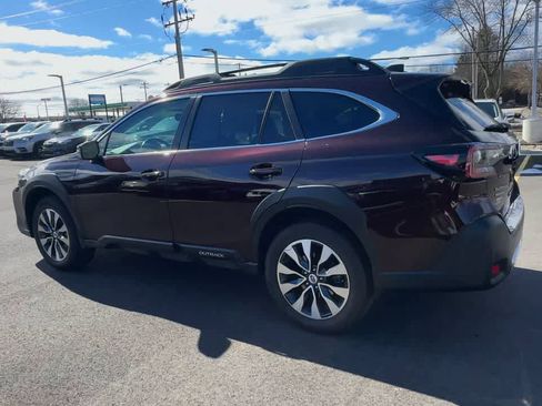 Certified 2023 Subaru Outback Limited image 6