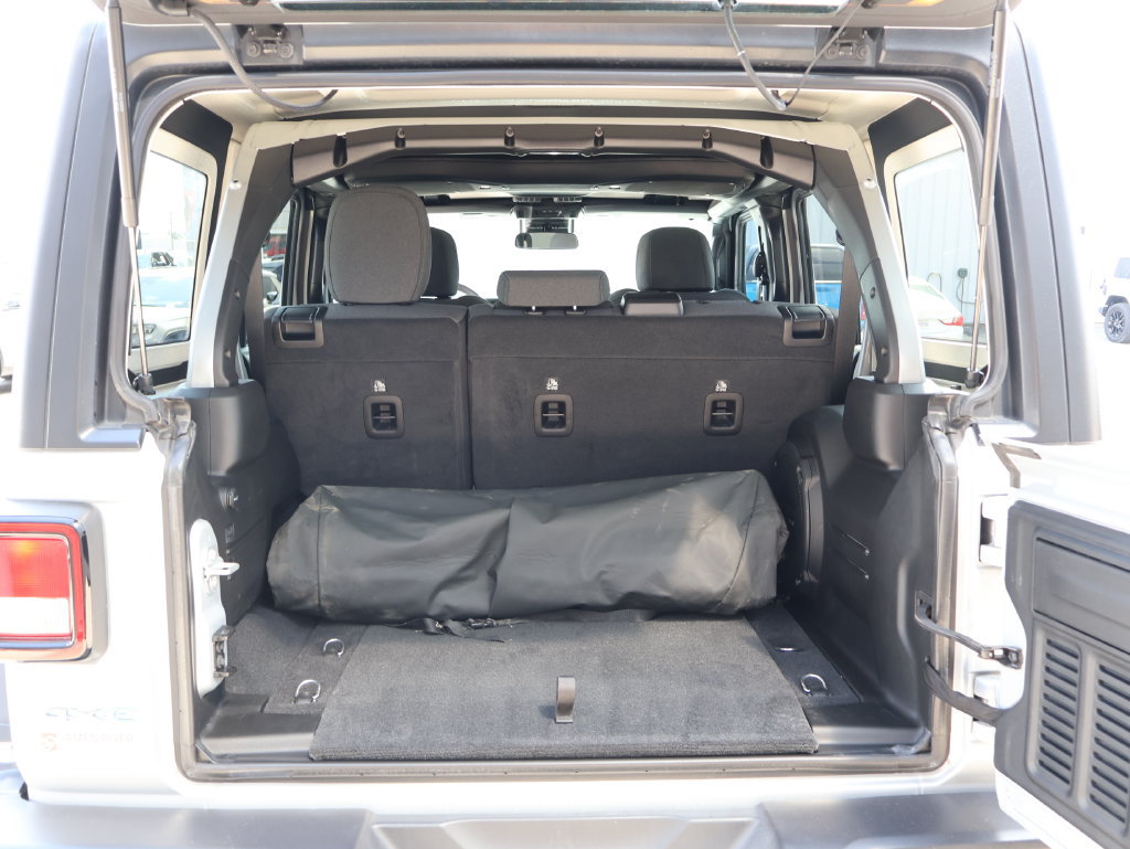 Used 2024 Jeep Wrangler Unlimited AWD/4WD image 13