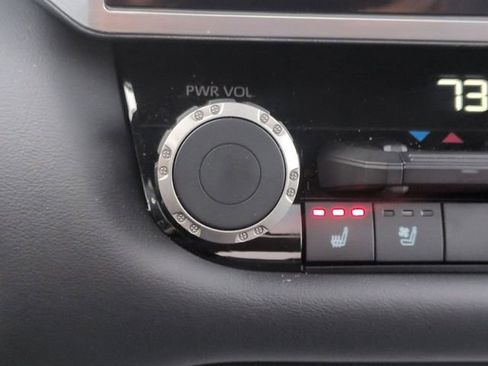 Used 2023 Toyota Tundra Platinum image 22