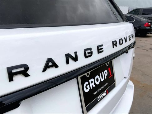Used 2021 Land Rover Range Rover P525 Westminster Edition image 28