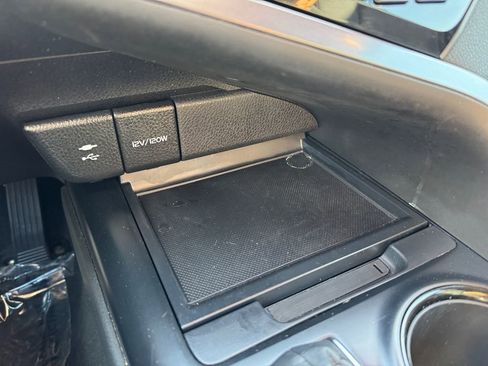 Certified 2019 Toyota Camry LE FWD image 26