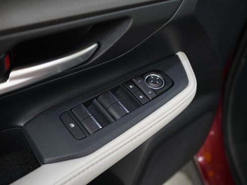 Used 2025 Toyota Grand Highlander AWD Hybrid image 22