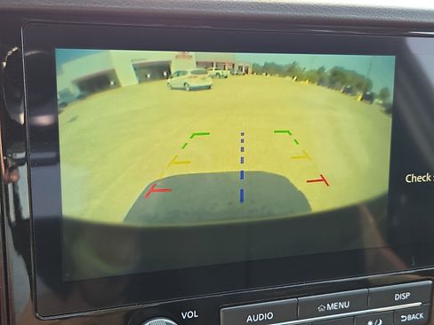 Used 2025 Nissan Frontier PRO-4X w/ Interior Protection Package AWD/4WD image 18