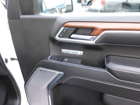 Used 2023 GMC Sierra 1500 Denali w/ Denali Reserve Package AWD/4WD image 42