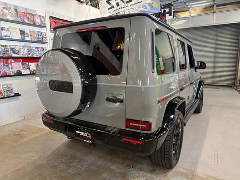 Used 2025 Mercedes-Benz G 550 image 6