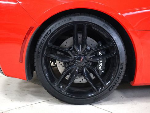 Used 2017 Chevrolet Corvette 2dr Stingray Z51 Cpe image 15