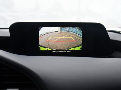 Used 2024 MAZDA MAZDA3 s image 26