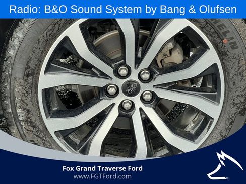 Certified 2025 Ford Explorer ST-Line AWD/4WD image 10