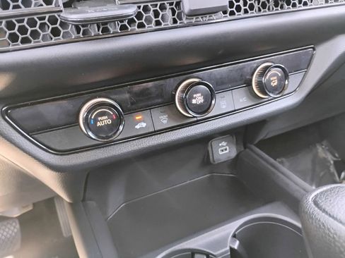 Used 2024 Honda HR-V LX image 27