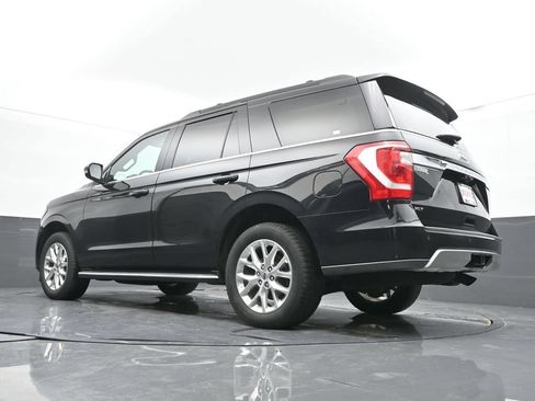 Used 2020 Ford Expedition XLT w/ Equipment Group 202A AWD/4WD image 36
