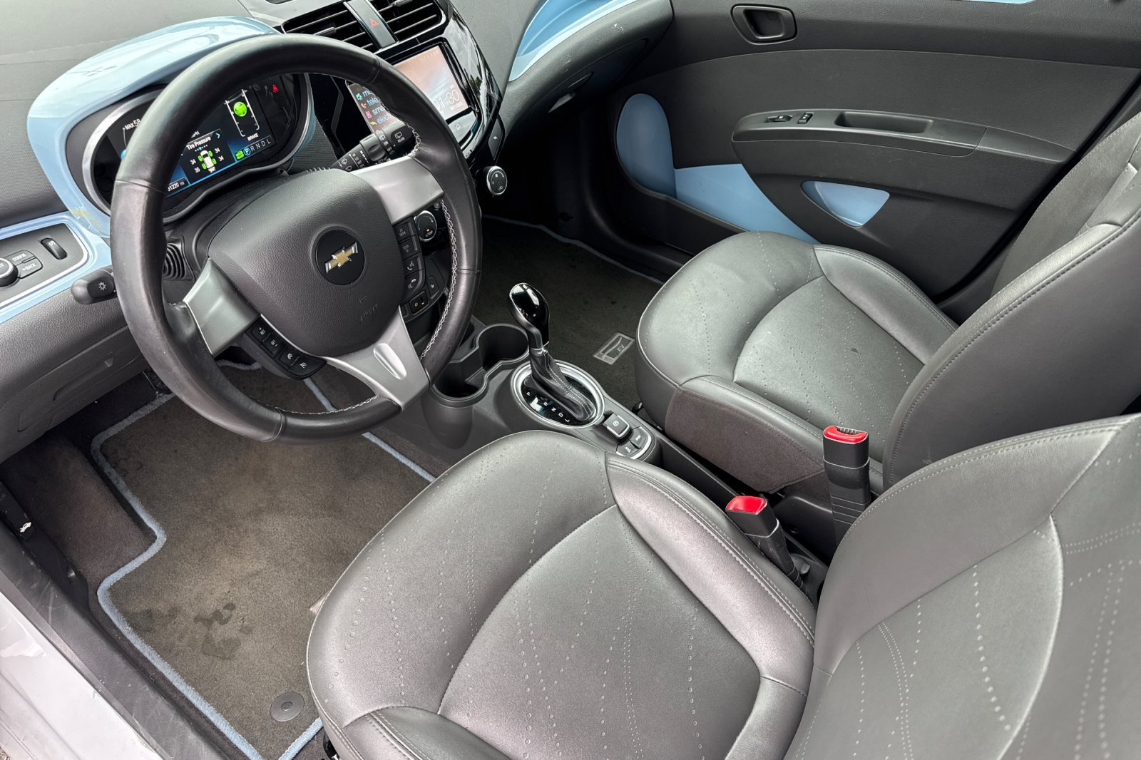 Used 2014 Chevrolet Spark LT FWD image 11