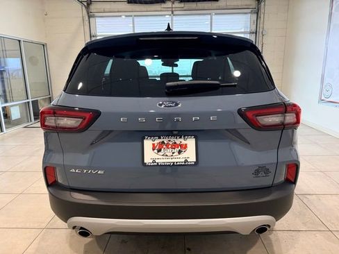 Used 2025 Ford Escape Active w/ Cold Weather Package image 5