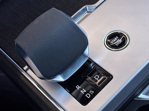 New 2026 Land Rover Range Rover SE AWD/4WD image 27
