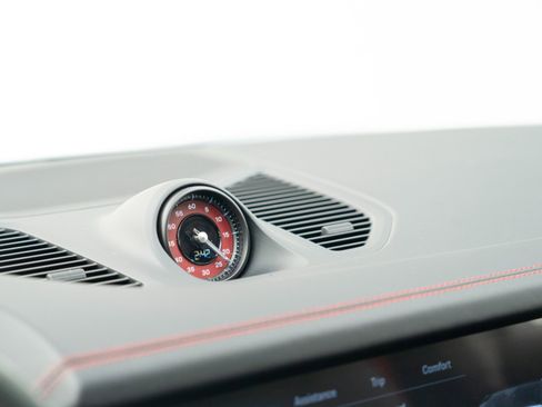 New 2026 Porsche Cayenne GTS AWD/4WD image 25