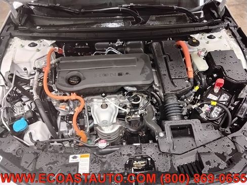 Used 2025 Honda Accord Sport image 9