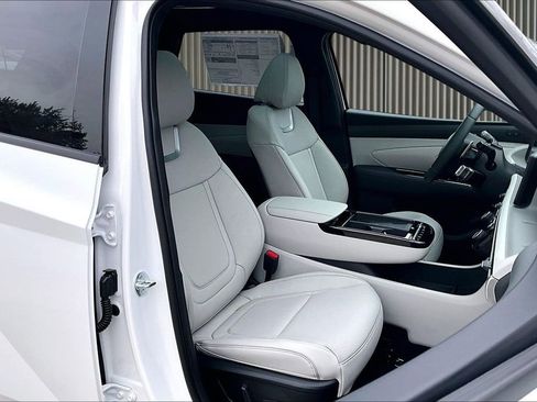 New 2026 Hyundai Tucson Limited w/ Tow & Go Package image 9