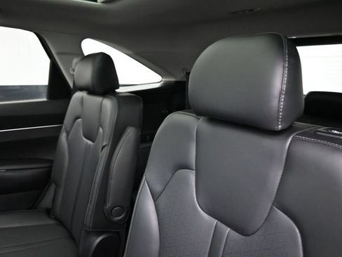 Certified 2022 Kia Sorento X-Line EX AWD/4WD image 12