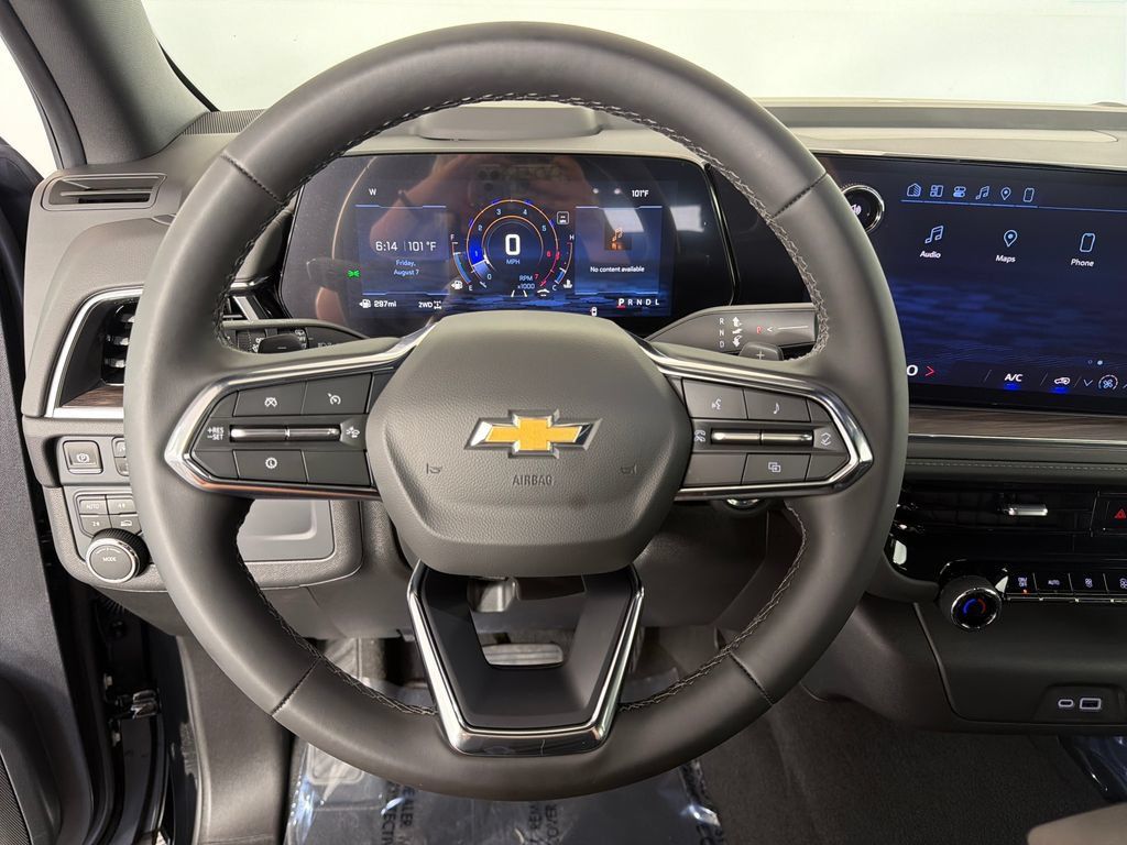 Used 2026 Chevrolet Tahoe LS AWD/4WD image 12