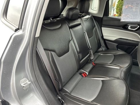 Used 2022 Jeep Compass Limited w/ Sun and Sound Group image 34