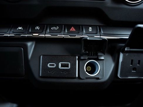 New 2026 Chevrolet Silverado 1500 Custom image 24