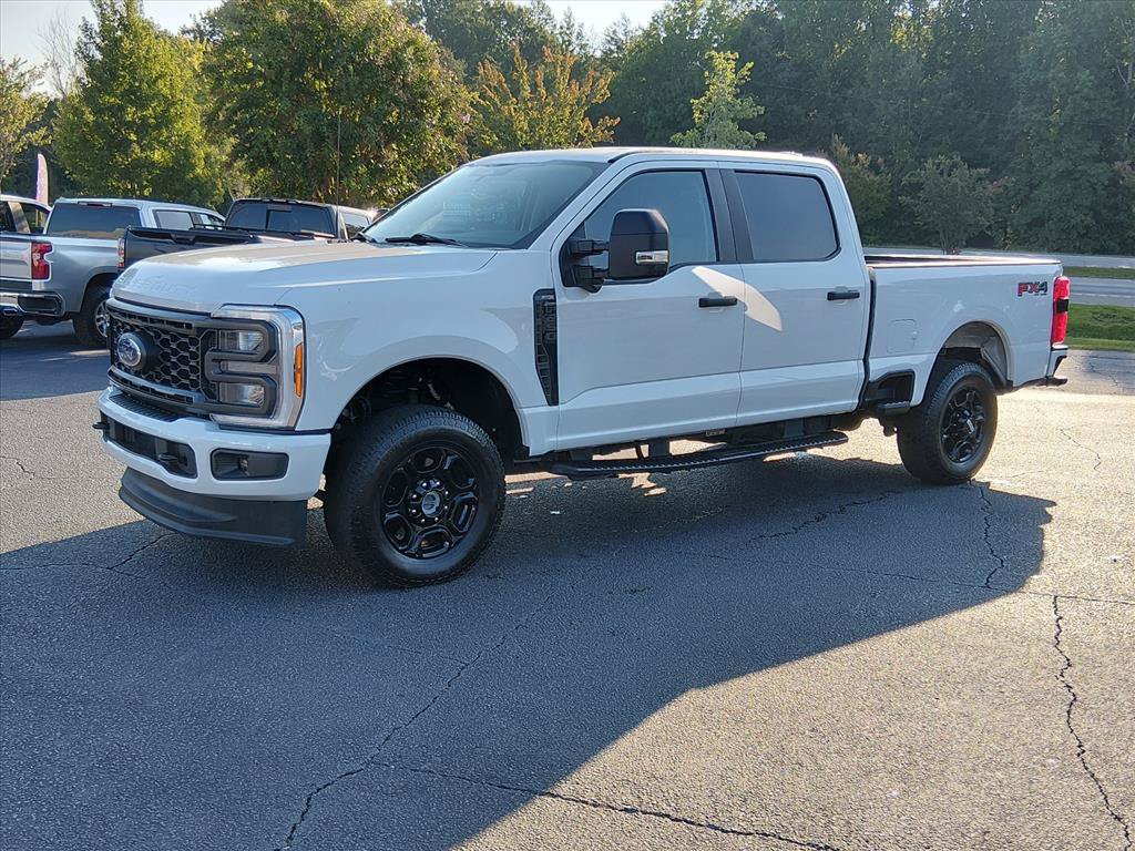 Certified 2023 Ford F250 XL w/ STX Appearance Package AWD/4WD image 8