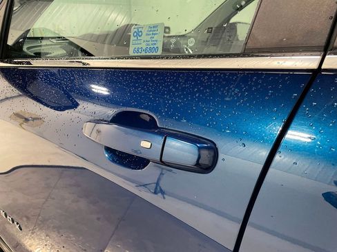 Used 2021 Chevrolet Equinox LT image 14