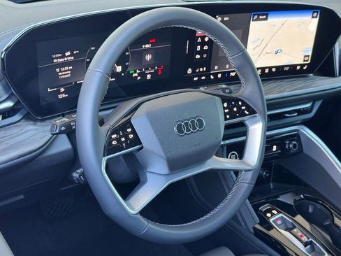 New 2025 Audi Q5 Prestige image 19