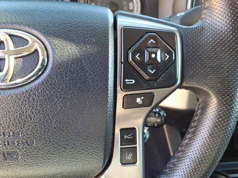 Used 2019 Toyota Tacoma SR5 image 20