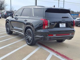 Used 2025 Hyundai Palisade Calligraphy video 2