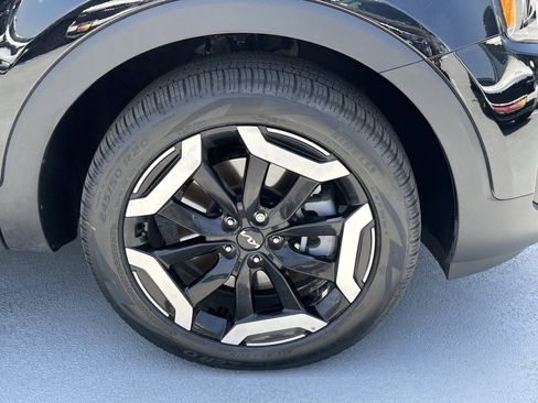 Used 2025 Kia Telluride EX FWD image 15
