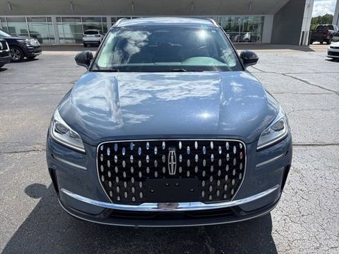 Used 2024 Lincoln Corsair Reserve image 8