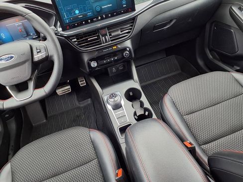 Used 2024 Ford Escape ST-Line w/ Tech Pack #1 image 11