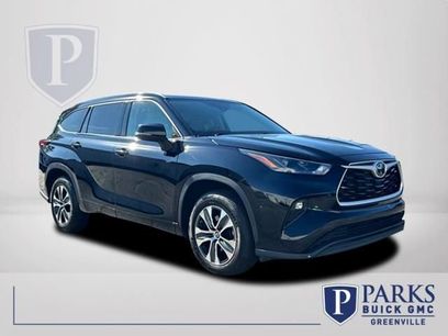 Used 2022 Toyota Highlander XLE