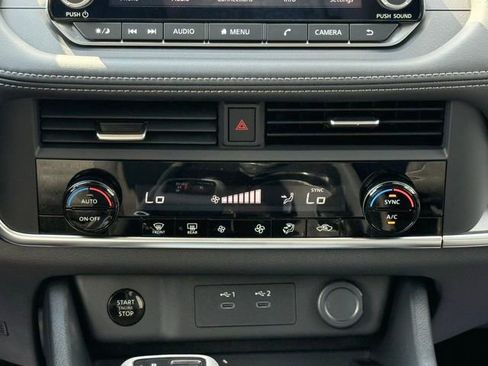 New 2026 Nissan Rogue SV image 27